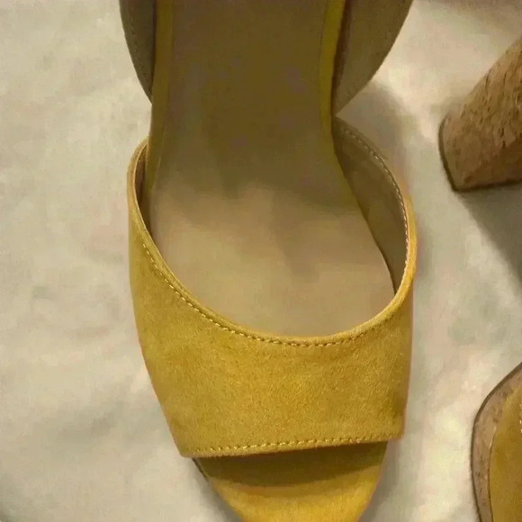Sun + Stone Reeta Yellow Platform shoes adjustable ankle straps NIB Size 9M - Picture 4 of 10